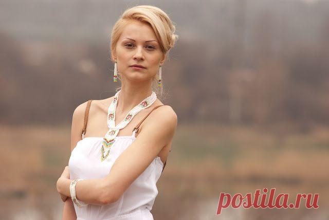 Комплект "Белые розы". Гердана, браслет и серьги