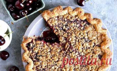 Вкусные пироги с вишней – 7 рецептов, от которых вы будете в восторге!  


Лучший десерт, который можно приготовить из ягод вишни – это пирог. А пироги бывают разные, из различного вида теста и с различными добавками. Попробуйте приготовить их все и найдите свой любимый …