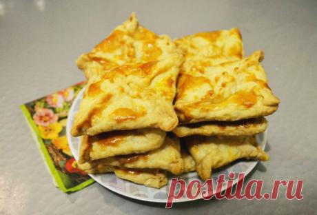 Хачапури с сыром - рецепт с фото пошагово