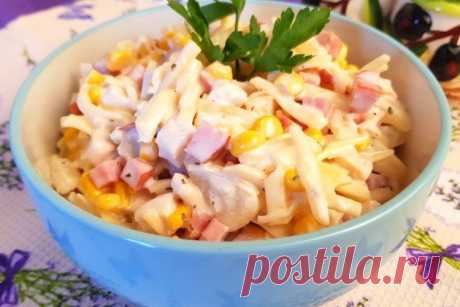 20 очень вкусных салатов с копченой курицей и ананасом