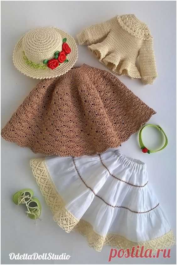 Vintage style doll outfit (6 piece set of doll clothes) crocheted from the finest cotton yarn according to the master-class of Oksana Lifenko 