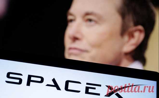 Глава Минцифры Украины заявил, что «на коленях» просил у Маска Starlink. SpaceX к настоящему моменту передала Украине около 24 тыс. терминалов Starlink. Глава Минцифры Украины вспомнил, как «на коленях умолял» главу SpaceX Илона Маска начать работать в стране