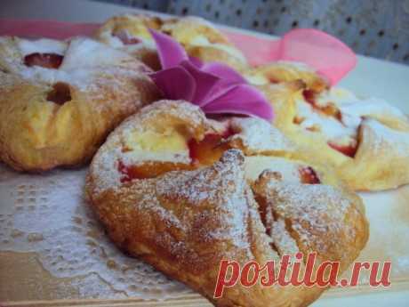 Ватрушки с творогом и сливами