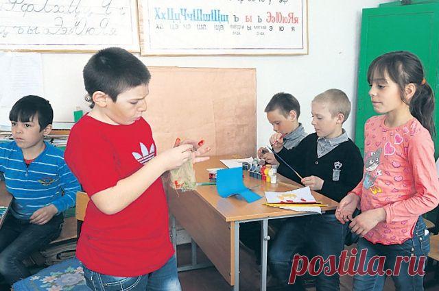 Не хочу в школу! Как мотивировать ребёнка на учёбу Для посещения уроков детям нужен стимул и поддержка родителей.