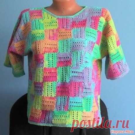 . Моя новая кофточка. Видео обзор Эту кофточку я связала из пряжи Alize Bella Batik крючком № 2,5. За основу взята модель безрукавки из японского журнала, в которую внесены некоторые изменения и добавлены рукава.