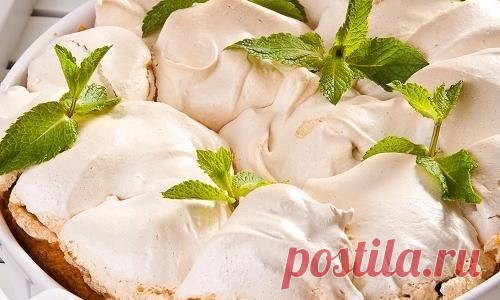 Пирог с орехами и взбитыми белками: пошаговый рецепт с фото