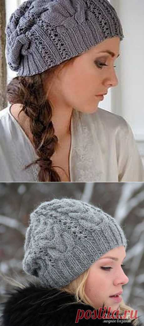 Стильная шапочка-берет с ажурным узором. Вязаная спицами