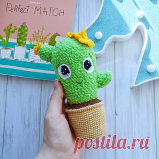 Кактус амигуруми. Схемы и описания для вязания игрушек крючком! Бесплатный мастер-класс от Валентины Вишневской по вязанию кактуса крючком. Высота вязаной игрушки примерно 18 см. Для изготовления такого неприхотлив…