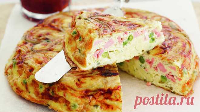 Пышный и воздушный омлет с сосисками: 6 лучших вариантов приготовления