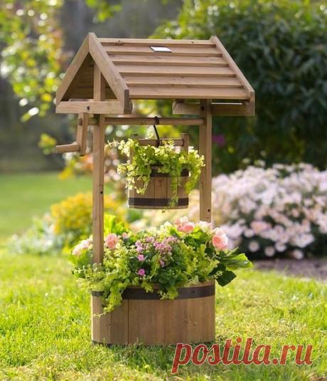 Ах, " простота " — она даётся 
Отнюдь не всем и не всегда. 
Чем глубже вырыты колодцы, 
Тем в них прозрачнее вода... 
Юлия Друнина