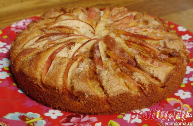 Домашний пирог с яблоками и корицей - Простые рецепты Овкусе.ру