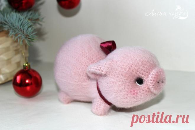 #свинка #поросёнок
#подарокнановыйгод #игрушкиназаказ #символ2019г #лисьянорка #леналаврушкина #lisya_norka #lenalavrushkina Лисёнок готов!
Как вам такая идея?
Пишите в комментариях к этой записи, кому нужен такой друг?
А я пока расскажу немного о лисе.
Это очень умный зверёк.
Лисы умны и хитры, они охотятся на мелких животных.
К человеку, как правило, дружелюбны и очень любопытны.
Они прекрасно лазают по деревьям и отлично владеют всем телом.