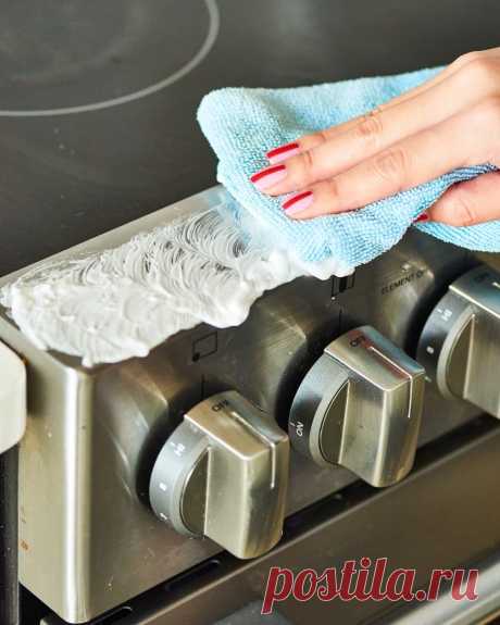 8 вещей, которые можно почистить пеной для бритья