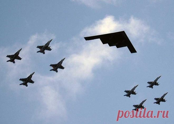 Фотогалерея: Четверть века назад в воздух поднялся уникальный бомбардировщик B-2 - Новости Mail.Ru