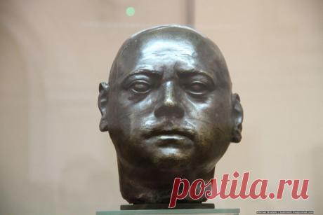 Исторический портрет Петра I — личина или лицо. Где правда?