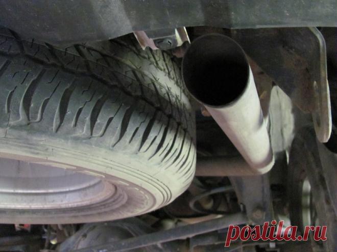 Советы перекупщика. Как по выхлопной трубе можно определить состояние двигателя? | Автомеханик | Яндекс Дзен