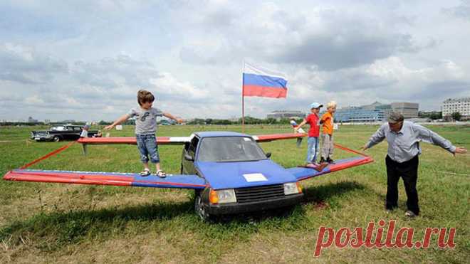Советская малолитражка, поднявшаяся в небо (видео) | Автоблоги
