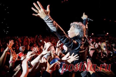 Джон Бон Джови спел на патриотическую тематику: рокер анонсировал выход новой песни