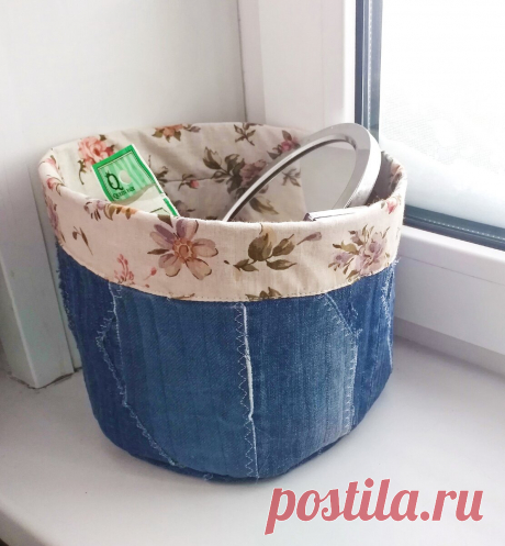 Утилизирую джинсовые обрезки. Шью корзину для мелочей.