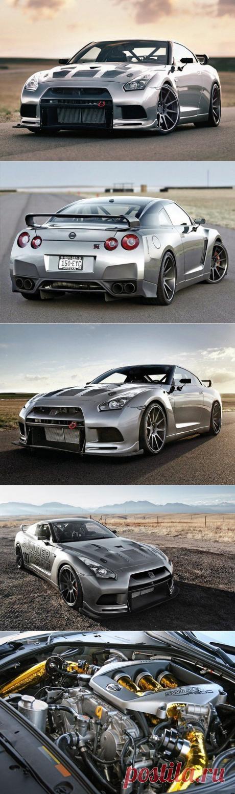 Nissan GT-R Switzer R850

Объём: Twin Turbo 3.8L
Мощность: 850 л.с.
Крутящий момент: 1112 Нм
Привод: Полный
Время разгона до 100 км/ч: 2.5 сек
Максимальная скорость: 340 км/ч