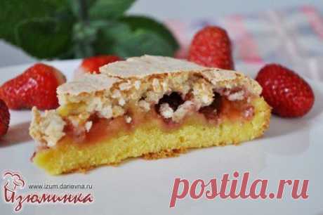 Пирог с клубникой.