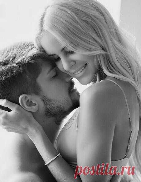 Можно тушью нарисовать длинные ресницы, яркие веки,
обвести и накрасить губы, но блеск в глазах от счастья
нарисует только любимый человек.
https://t.me/LADA_ZhenskiyZhurnal