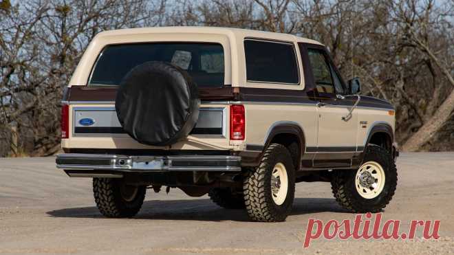 1982 Ford Bronco XLT Lariat / f178 / Houston 2019