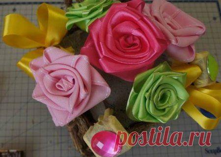 Красочный ленточный букет