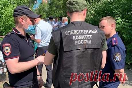 Российского депутата заподозрили в убийстве. В Республике Башкортостан следователи возбудили дело по факту смерти мужчины после избиения. По данным Telegram-канала «112», подозреваемым является депутат городского совета Мелеуза Александр Котелевский, а убитым — 38-летний Ильфат Тухтеев, работавший на лесопилке парламентария.