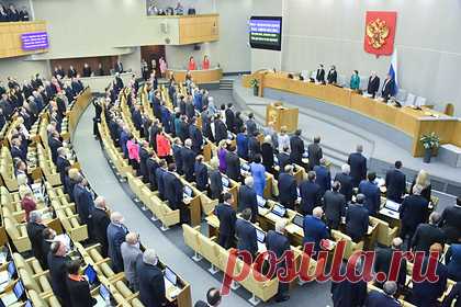 Госдума приняла законы о наказании за неполную уплату алиментов. Депутаты Государственной Думы приняли законы, согласно которым неплательщики алиментов не смогут уходить от ответственности в случае перечисления ими незначительных сумм на содержание детей, а также нетрудоспособных родителей. Также депутаты приняли закон о внесении изменений в статью 157 Уголовного кодекса РФ.