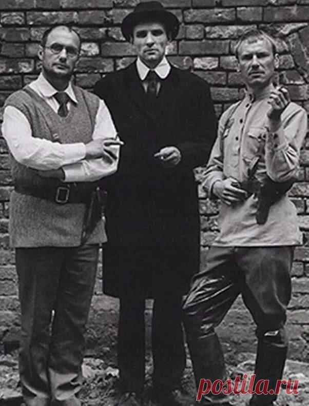 Свой среди чужих, чужой среди своих (1974)