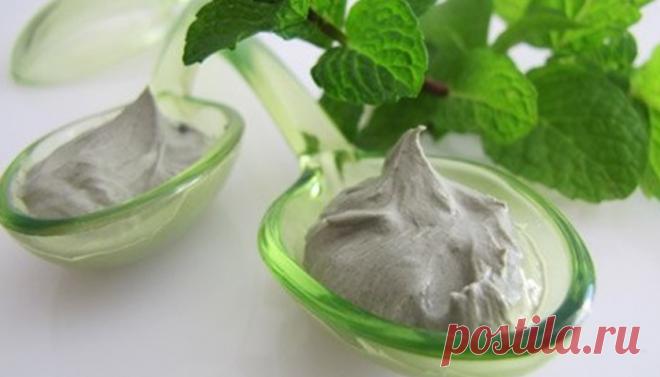 Натуральные зубные пасты с маслами Большая часть зубных паст содержит твердые абразивные вещества, очищающие и отбеливающие компоненты, которые могут привести к повреждению эмали.
Вы можете приготовить простую, но эффективную и приятну…