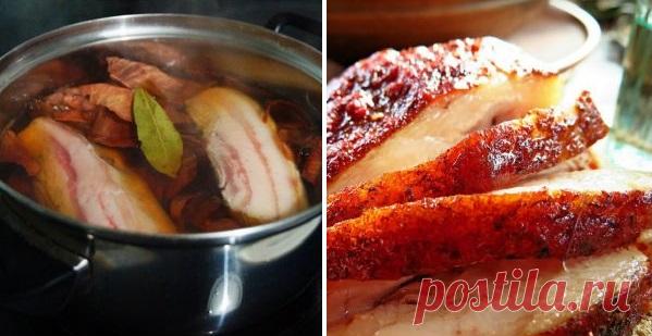 Фирменный рецепт самой вкусной в мире грудинки: золотистая, нарядная, ароматная
