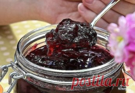 САМОЕ ВКУСНОЕ ВАРЕНЬЕ - 2 супер рецепта
1. ВИШНЯ КОНСЕРВИРОВАННАЯ В ЖЕЛЕ - НЕЖНЕЕ ВАРЕНЬЯ, ягоды совсем как свежие!
2. ПРОЗРАЧНОЕ ВАРЕНЬЕ ИЗ ЯБЛОК - ТАКОЕ ВКУСНОЕ И КРАСИВОЕ
1. ВИШНЯ КОНСЕРВИРОВАННАЯ В ЖЕЛЕ - НЕЖНЕЕ ВАРЕНЬЯ, ягоды совсем как свежие!
Вкусная консервированная вишня в желе. Рекомендую попробовать, нежнее варенья, ягоды на вкус как свежие. Самый лучший вишневый дерет к чаю.
Для этой заготовки, впрочем как и для других, нужно использовать только свежие ягоды. Л...