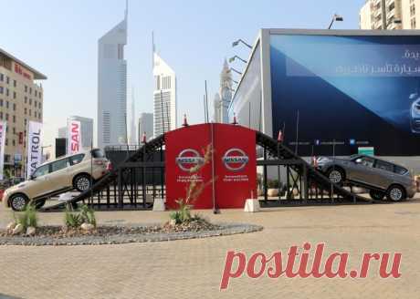Dubai International Motor Show 2013 - 2013
