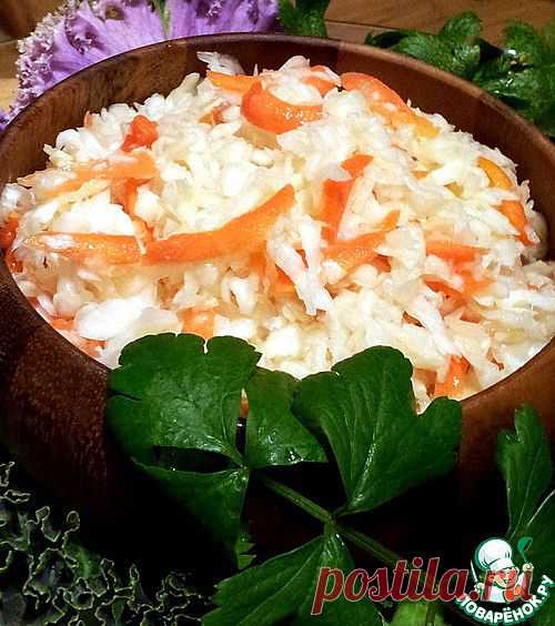 Хрустящая капуста в маринаде .