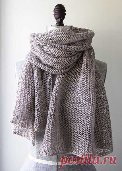 Воздушный шарф спицами. / knittingideas.ru