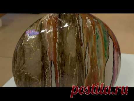 Hoy en Bienvenidas Rosita Zacarías pinta un jarrón estilo abstracto con lacas vitrales, Martín Muñoz hace un cuadro con un Árbol Metalizado y Mónica de Grau ...