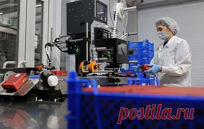 Кабмин выделит 22,5 млрд рублей на развитие промпредприятий в регионах. Премьер уточнил, что финансирование будет способствовать обновлению производственных мощностей, среди которых высокотехнологичные и нацеленные на расширение экспортного потенциала страны