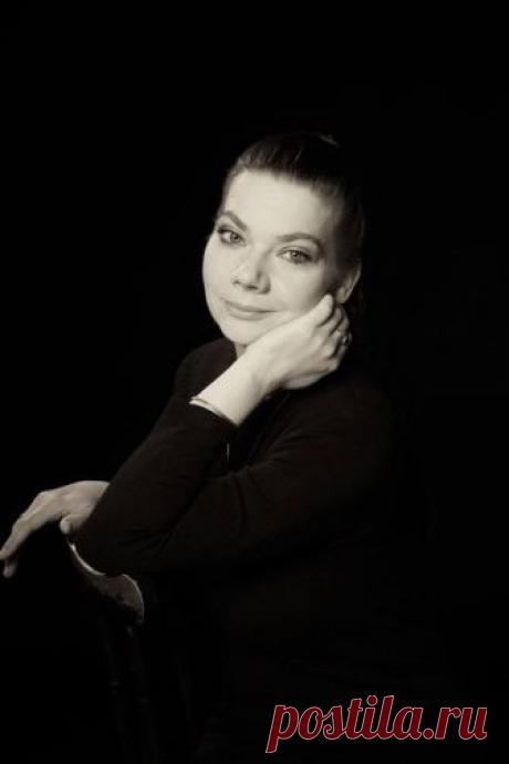 Елена Камардина / Стихи.ру