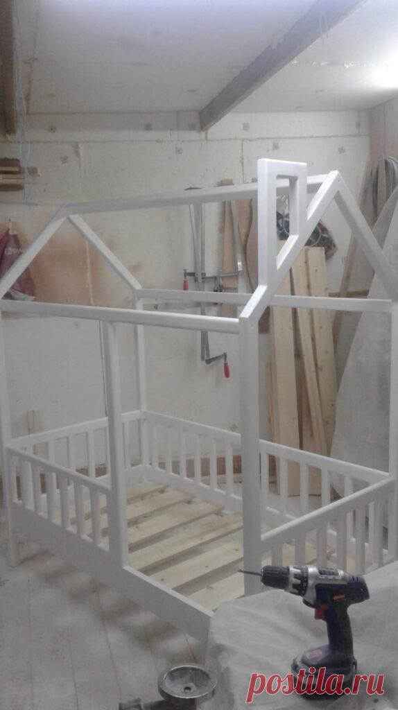 Кроватки-домики от Юры Ананьева | | Для тех, кто любит работать с деревом