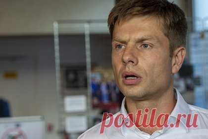 Депутат Рады отправил Зеленского и его друзей на место у параши