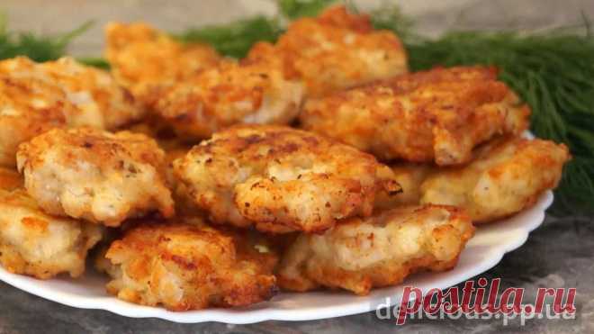 КАК ПРИГОТОВИТЬ СОЧНЫЕ КУРИНЫЕ КОТЛЕТЫ ИЗ КУРИНЫХ ГРУДОК Если вы ищете идеальный рецепт для ужина, который быстро станет любимым в вашей семье, то данный вариант — именно то, что вам нужно! В этой статье мы