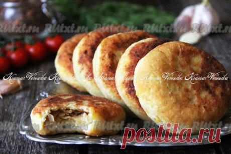 Картофельные пирожки с капустой на сковороде от nichka

Картофельные пирожки с капустой, жареные на сковороде, получаются очень вкусными и сытными. Такие пирожки можно приготовить на пикник, ужин или к чаепитию. Картофельное тесто получается очень нежным и мягким, оно прекрасно сочетается с жареной капустой. Отличные пирожки, попробуйте!
Для приготовления картофельных пирожков с капустой на сковороде потребуется:
картофель отварной - 400 г;
мука - 100 г;
сливочное масло - ...