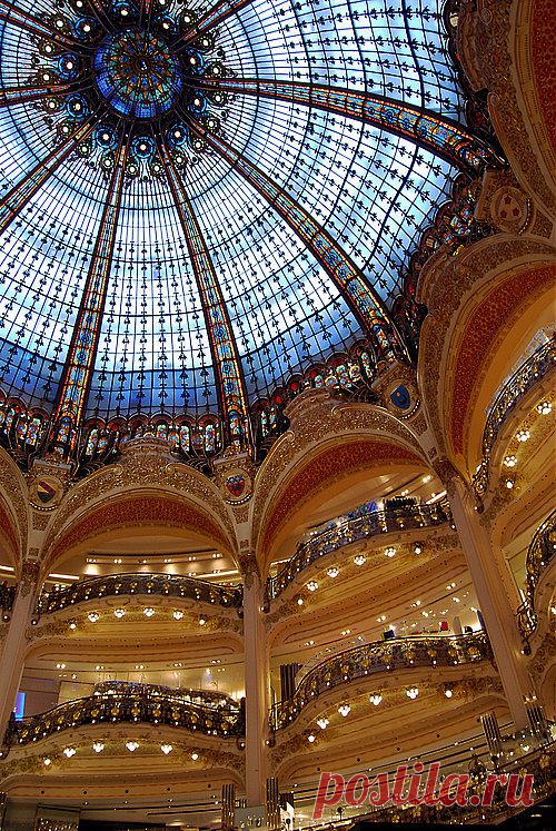 Gallery Lafayette in Paris