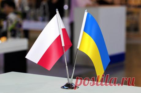 «Не лягут под поляков». Украинская элита не пойдет на унию с Польшей. Бондаренко: украинская элита избалована вниманием Запада и ощущает себя богоизбранным народом. Вступать в Унию на заведомо вторых ролях, искренне каяться перед поляками, вставать в унизительную позу она не будет и не собирается.