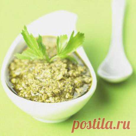 Песто из тыквенных семечек, петрушки и пармезана рецепт – соусы и маринады