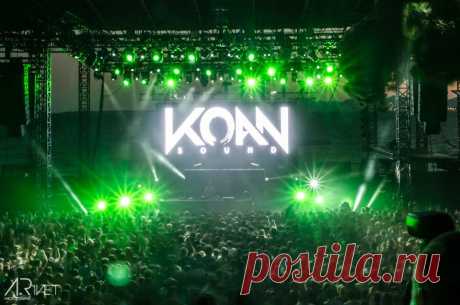 КОАН: загадочные, часто парадоксальное изложение или рассказ, использован в Дзен-буддизме в качестве помощи для медитации и средство обретения духовного пробуждения.

Что такое Будда?