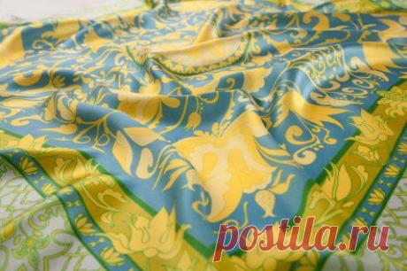 Райские цветы - DUMA - русские шелковые платки
Райский сад — это яркая сказочность — райские птицы с яркими чудными хвостами, заморские диковинные цветы и фрукты. Это пение красивых русских женщин при лучине, которые долгими зимними вечерами создавали райские сады в своих мечтах и вышивках.