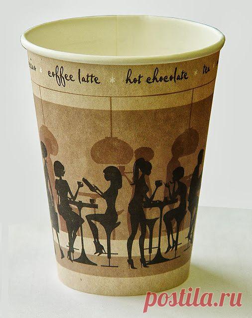 Упаковка из картона и самоклеящиеся этикетки